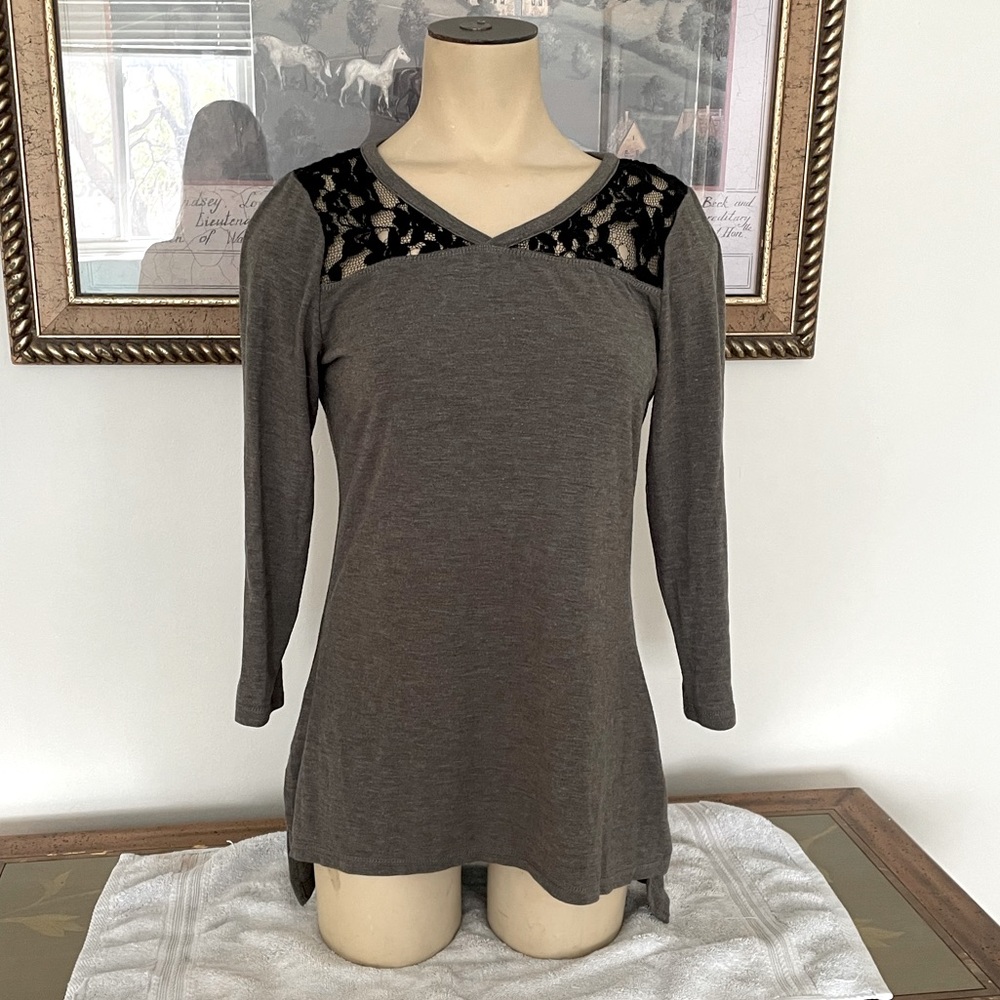 Comfortable shirt with lace top. 3/$25